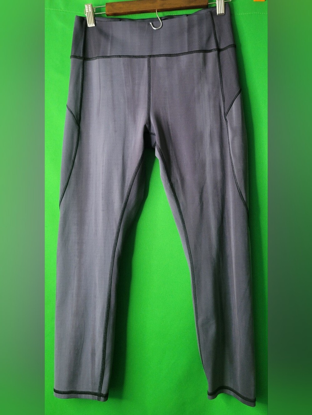 Women's Dark Gray Performance Leggings Slim Fit Workout Tights Sz 10 Lulumon